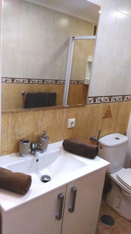 Appartement Aircon Pool View Nr Yumbo *