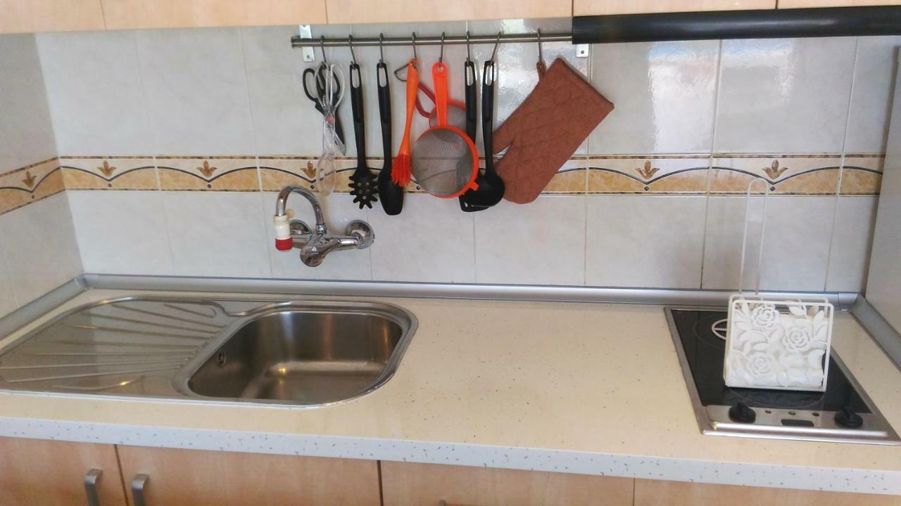Appartement Aircon Pool View Nr Yumbo *
